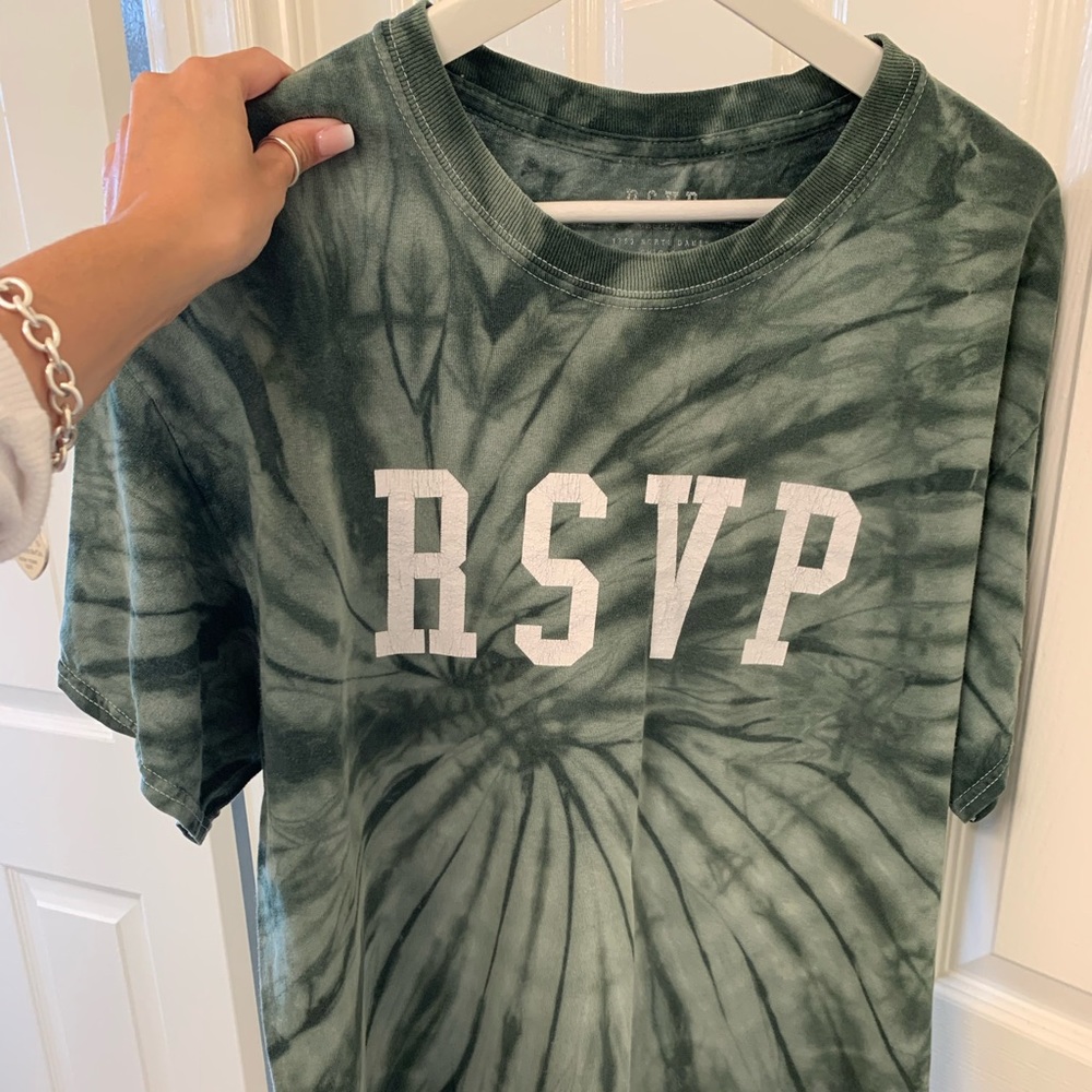 RSVP Gallery Tie Die tshirt